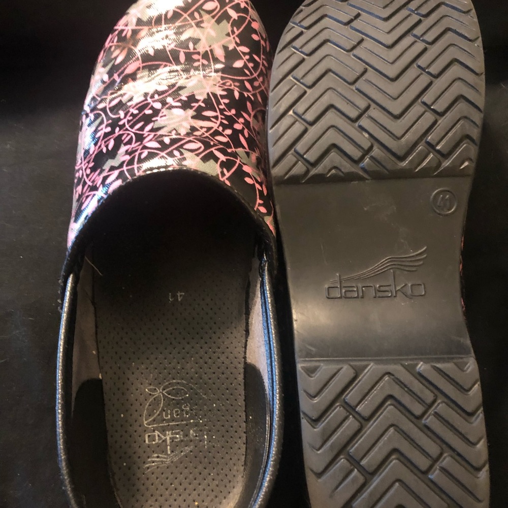 Dansko size 41